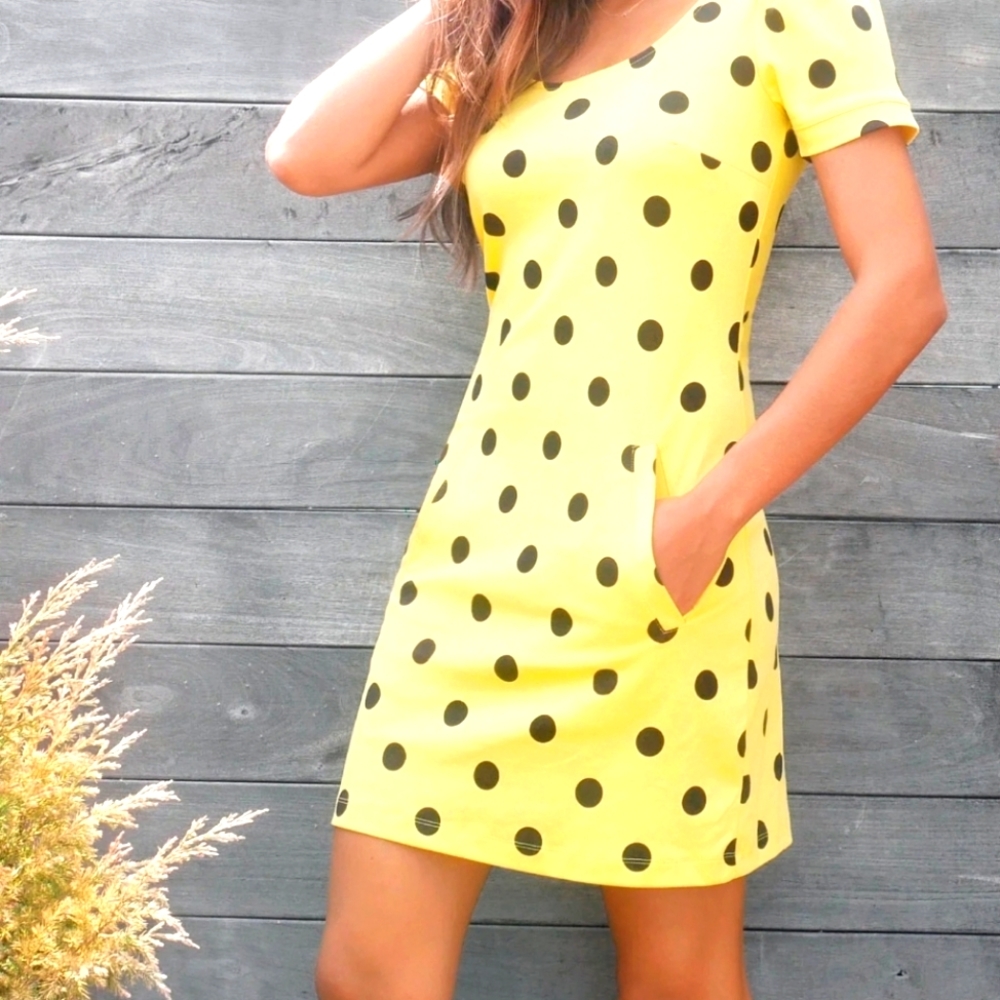 Dot-Print Puff-Sleeve Cotton Shift Dress. Size Small